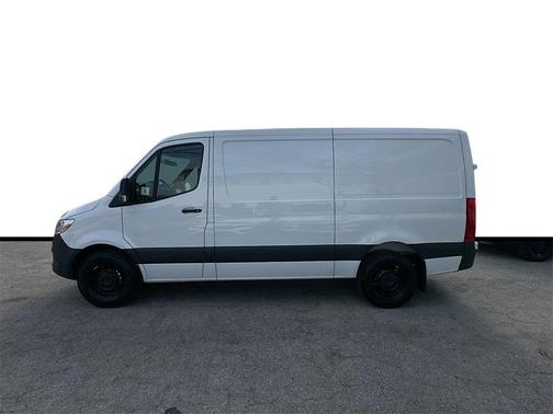 2025 Mercedes-Benz Sprinter 2500 Standard Roof