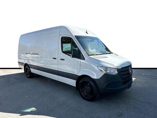 2026 Mercedes-Benz Sprinter 2500 High Roof