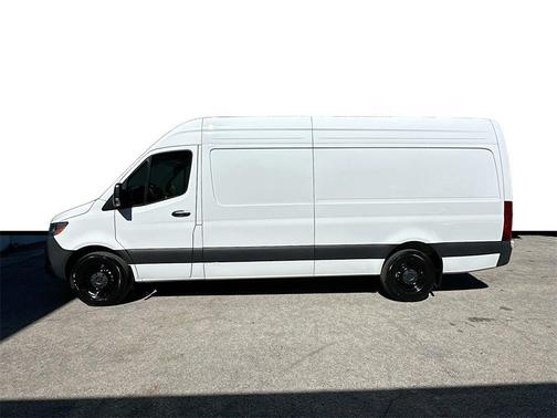 2026 Mercedes-Benz Sprinter 2500 High Roof
