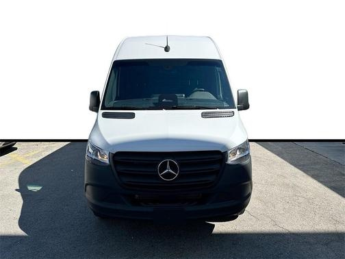 2026 Mercedes-Benz Sprinter 2500 High Roof