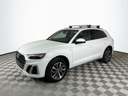 2025 Audi Q5 45 S line quattro Premium