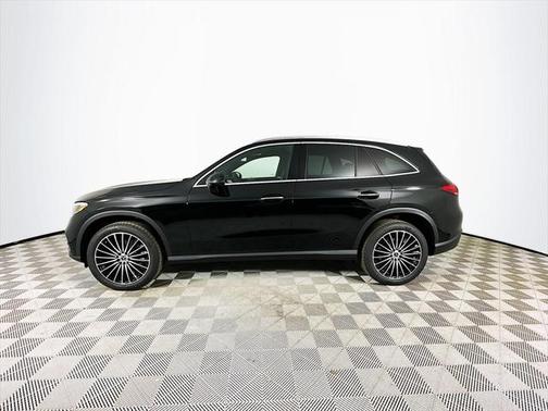 2025 Mercedes-Benz GLC 300 Base