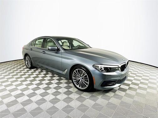 2019 BMW 530 i