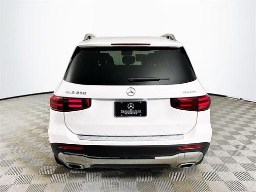 2026 Mercedes-Benz GLB 250 Base 4MATIC