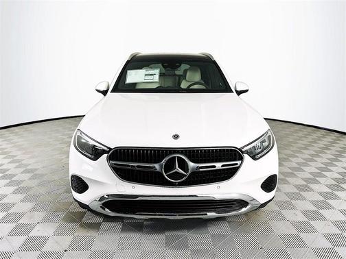 2026 Mercedes-Benz GLC 300 Base 4MATIC