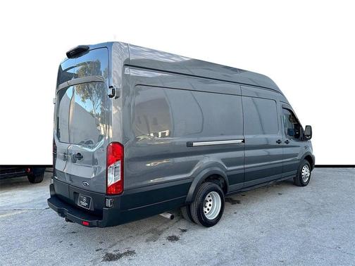 2022 Ford Transit-350 Base