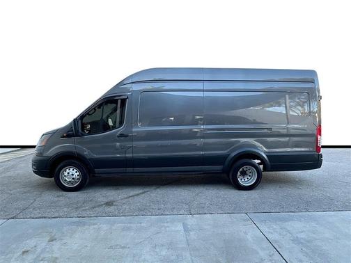 2022 Ford Transit-350 Base