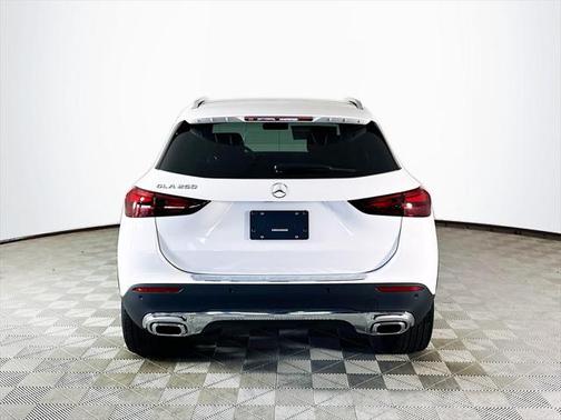 2025 Mercedes-Benz GLA 250 Base
