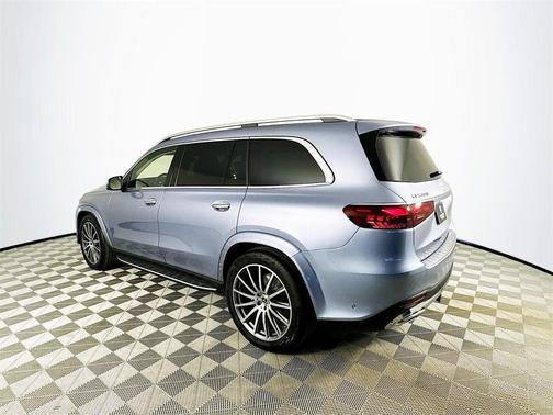 2026 Mercedes-Benz GLS 450
