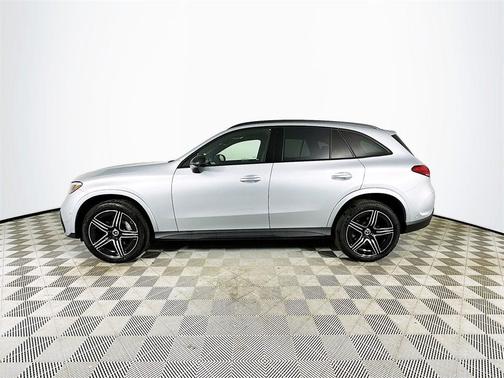 2025 Mercedes-Benz GLC 300 Base