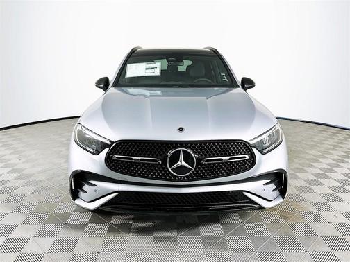 2025 Mercedes-Benz GLC 300 Base