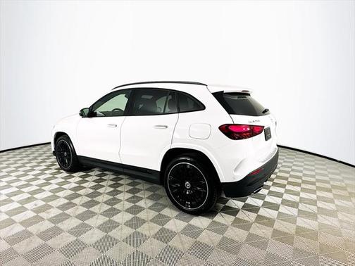 2025 Mercedes-Benz GLA 250 Base