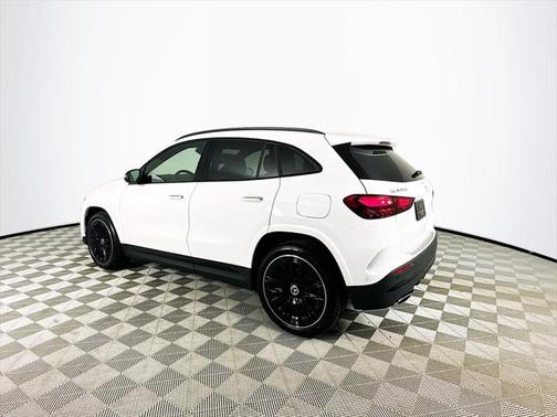 2025 Mercedes-Benz GLA 250 Base