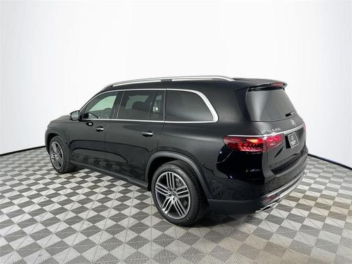 2026 Mercedes-Benz GLS 450 4MATIC