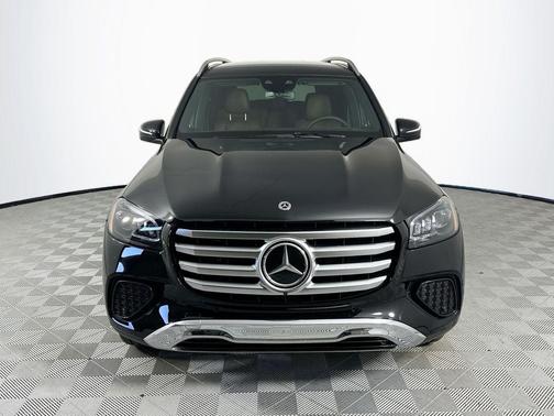 2026 Mercedes-Benz GLS 450 4MATIC