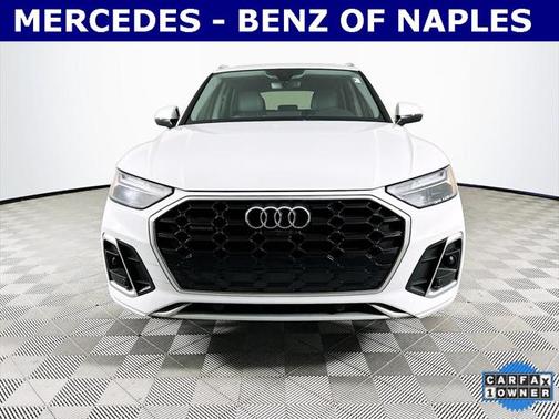 2022 Audi Q5 45 S line Premium Plus