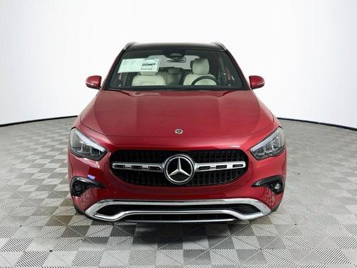 MANUFAKTUR PATA 2026 Mercedes-Benz GLA 250 Base