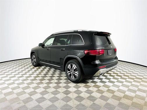 2025 Mercedes-Benz GLB 250 Base