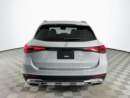 Alpine Gray 2026 Mercedes-Benz GLC 300 Base