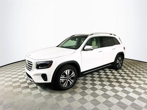 2025 Mercedes-Benz GLB 250