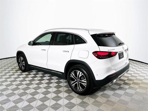 2025 Mercedes-Benz GLA 250 Base