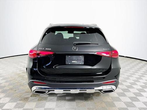 2025 Mercedes-Benz GLC 300 4MATIC