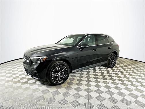 2025 Mercedes-Benz GLC 300 4MATIC