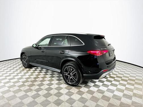 2025 Mercedes-Benz GLC 300 4MATIC