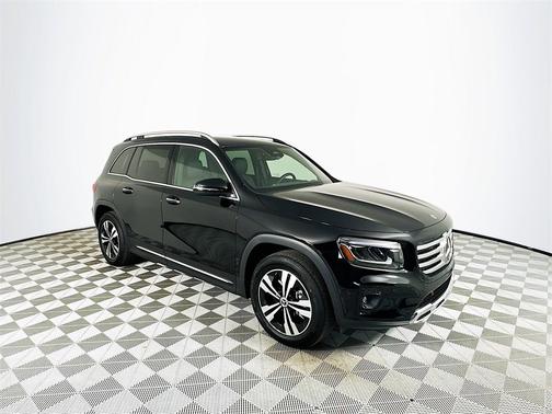 2025 Mercedes-Benz GLB 250