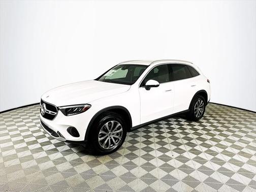 2025 Mercedes-Benz GLC 300 4MATIC