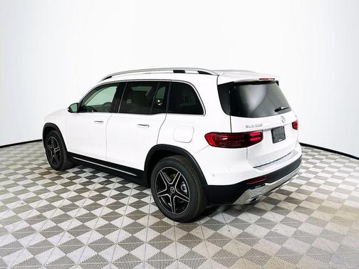 2026 Mercedes-Benz GLB 250 Base 4MATIC