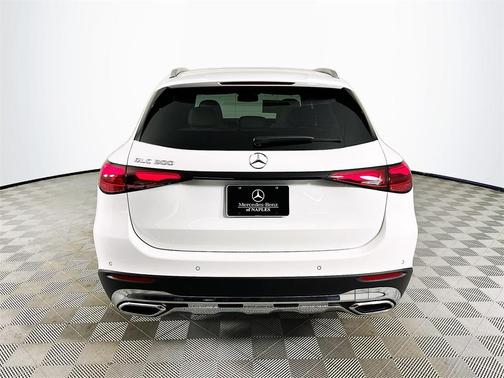 2026 Mercedes-Benz GLC 300 Base