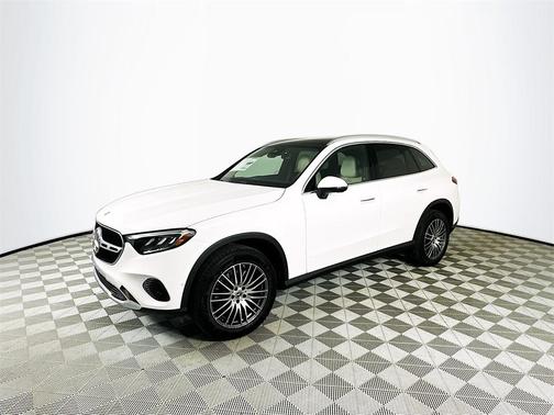 2026 Mercedes-Benz GLC 300 Base
