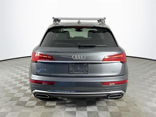 2022 Audi Q5 45 S line quattro Premium