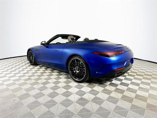 2022 Mercedes-Benz AMG SL 63 Base