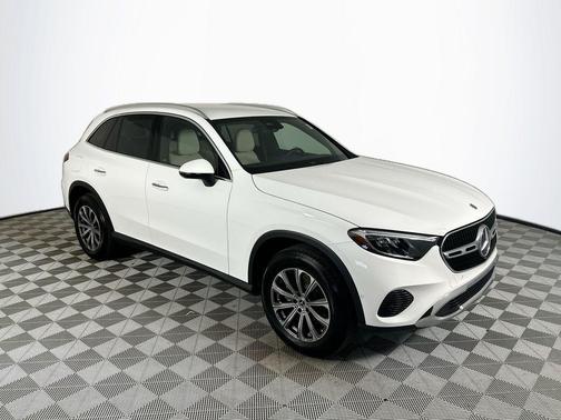 Polar White 2023 Mercedes-Benz GLC 300 Base