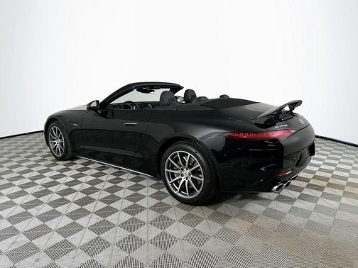 Obsidian Black Metallic 2023 Mercedes-Benz AMG SL 43 Base