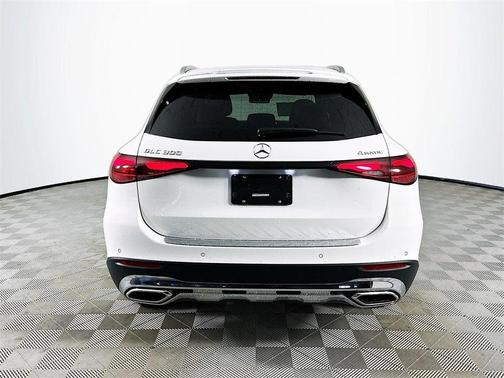 2026 Mercedes-Benz GLC 300 Base 4MATIC