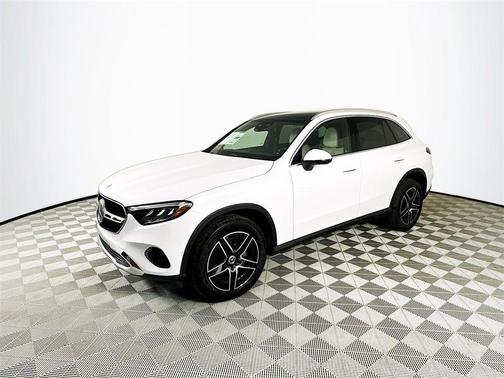 2026 Mercedes-Benz GLC 300 Base 4MATIC
