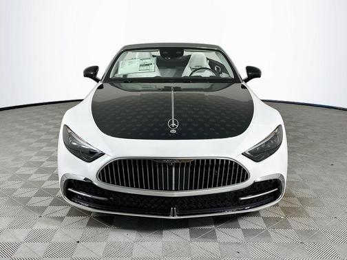 White 2026 Mercedes-Benz Maybach SL 680 Monogram Series Base 4MATIC