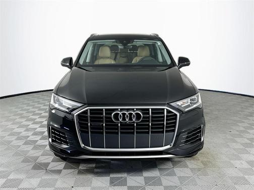 2020 Audi Q7 55 Premium Plus