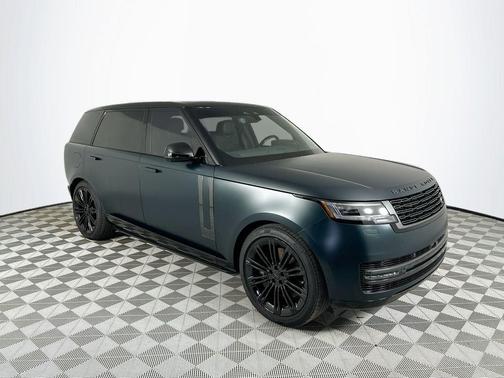 British Racing Green In Satin Finish 2026 Land Rover Range Rover P530 SE 7 Seat