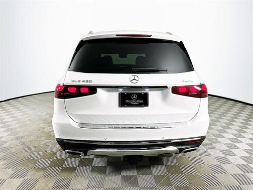 2025 Mercedes-Benz GLS 450 4MATIC