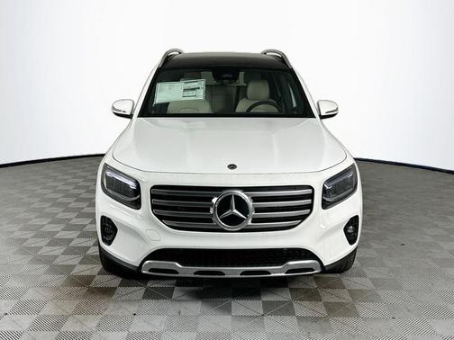 Polar White 2026 Mercedes-Benz GLB 250 Base 4MATIC