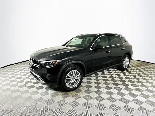 2025 Mercedes-Benz GLC 300 Base 4MATIC