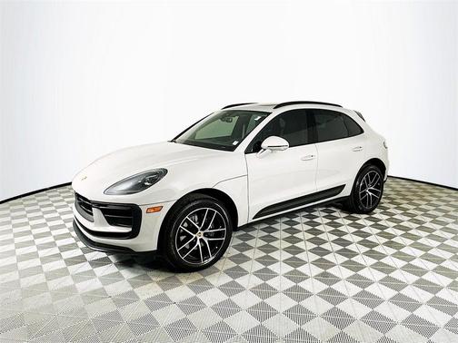 2024 Porsche Macan T