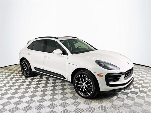 2024 Porsche Macan T
