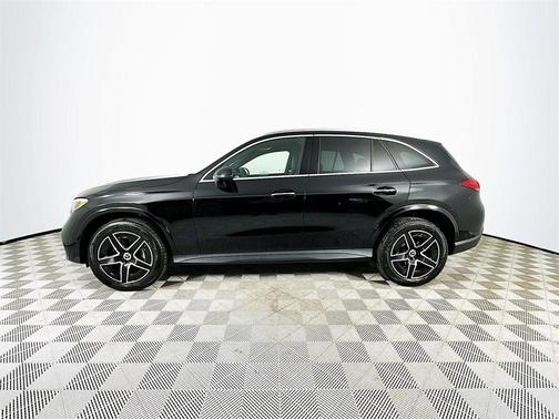 2025 Mercedes-Benz GLC 300 Base 4MATIC