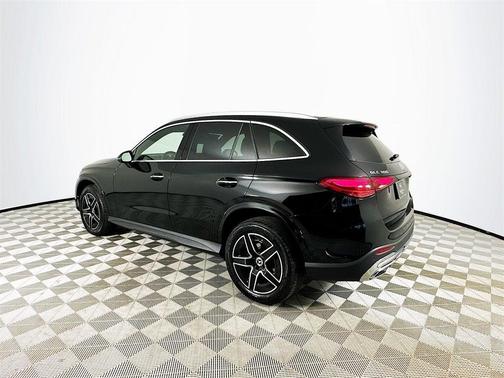 2025 Mercedes-Benz GLC 300 Base 4MATIC