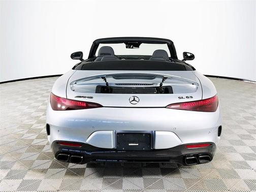 2022 Mercedes-Benz AMG SL 63 Base